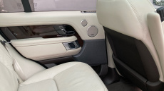 Land Rover Range Rover 2.0 P400e Vogue 4dr Auto Estate